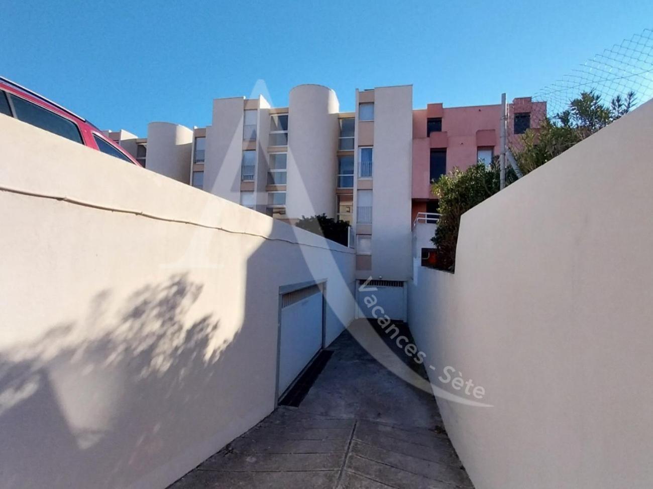 Front De Mer 2 Chambres Parking Quartier Corniche سُت المظهر الخارجي الصورة