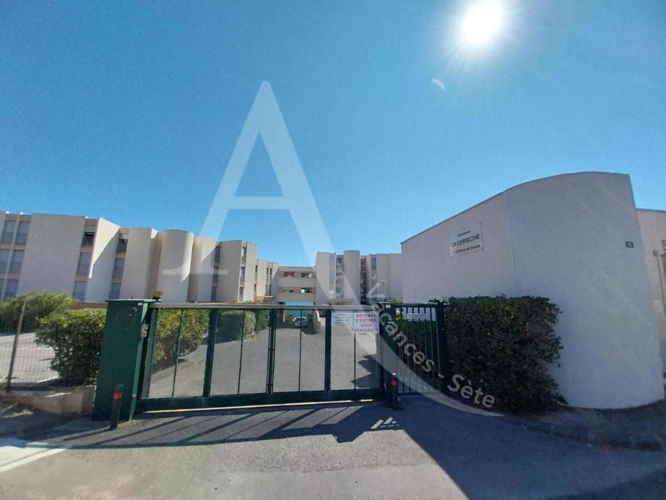 Front De Mer 2 Chambres Parking Quartier Corniche سُت المظهر الخارجي الصورة